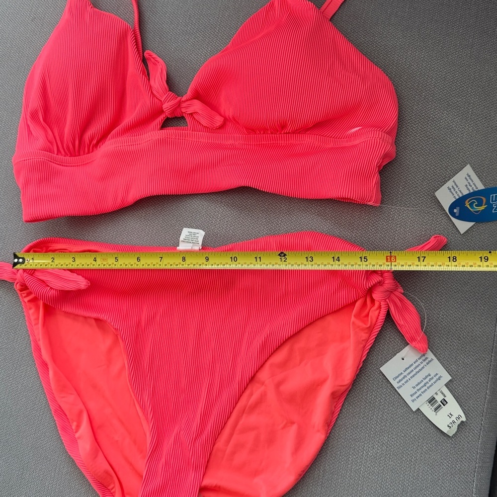 Wave Zone Vibrant Pink Bikini Set Size 1X - Picture 5 of 7